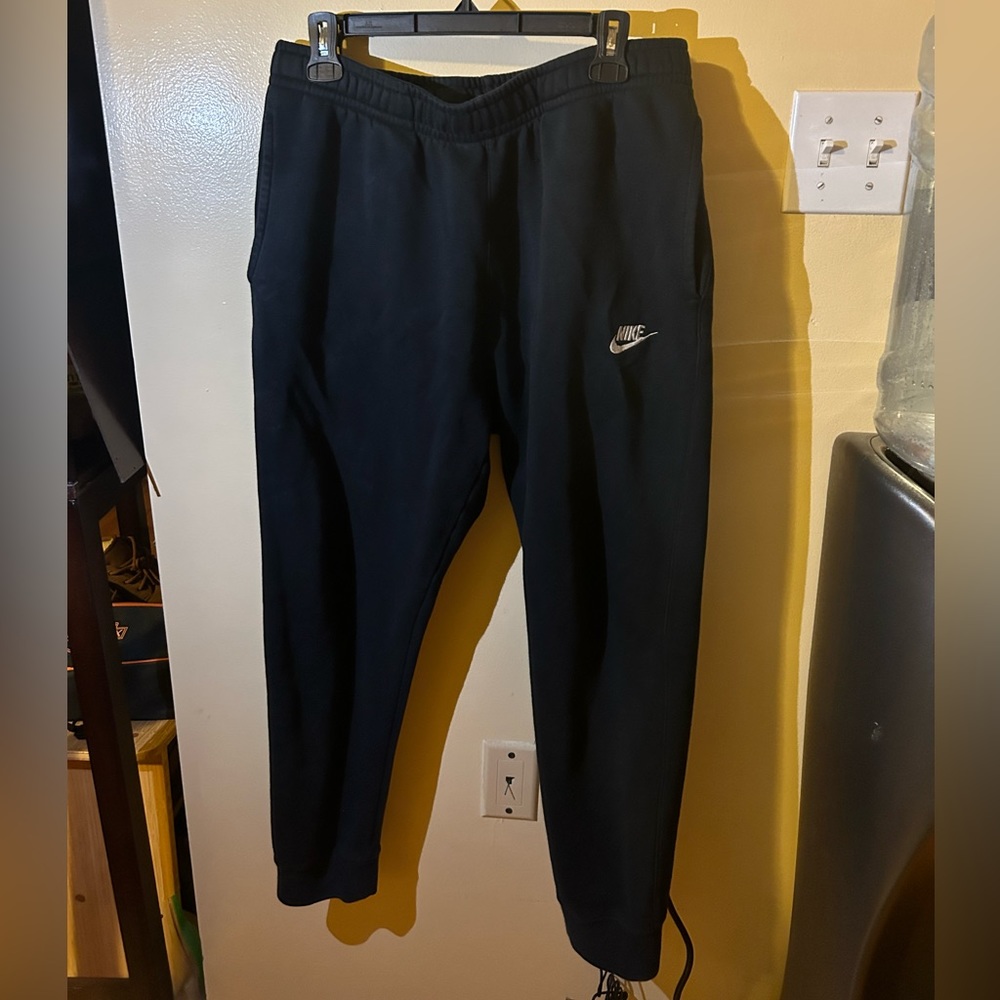 Black Nike sweatpants